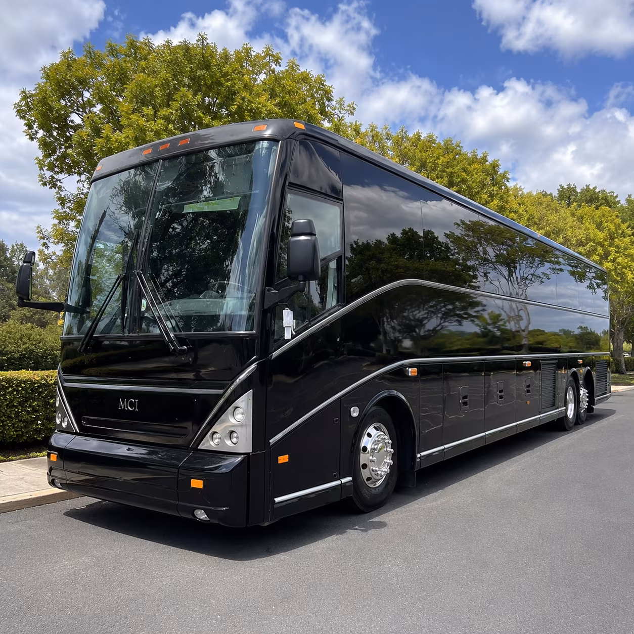biotech and pharma shuttle buses along the route 128 corridor